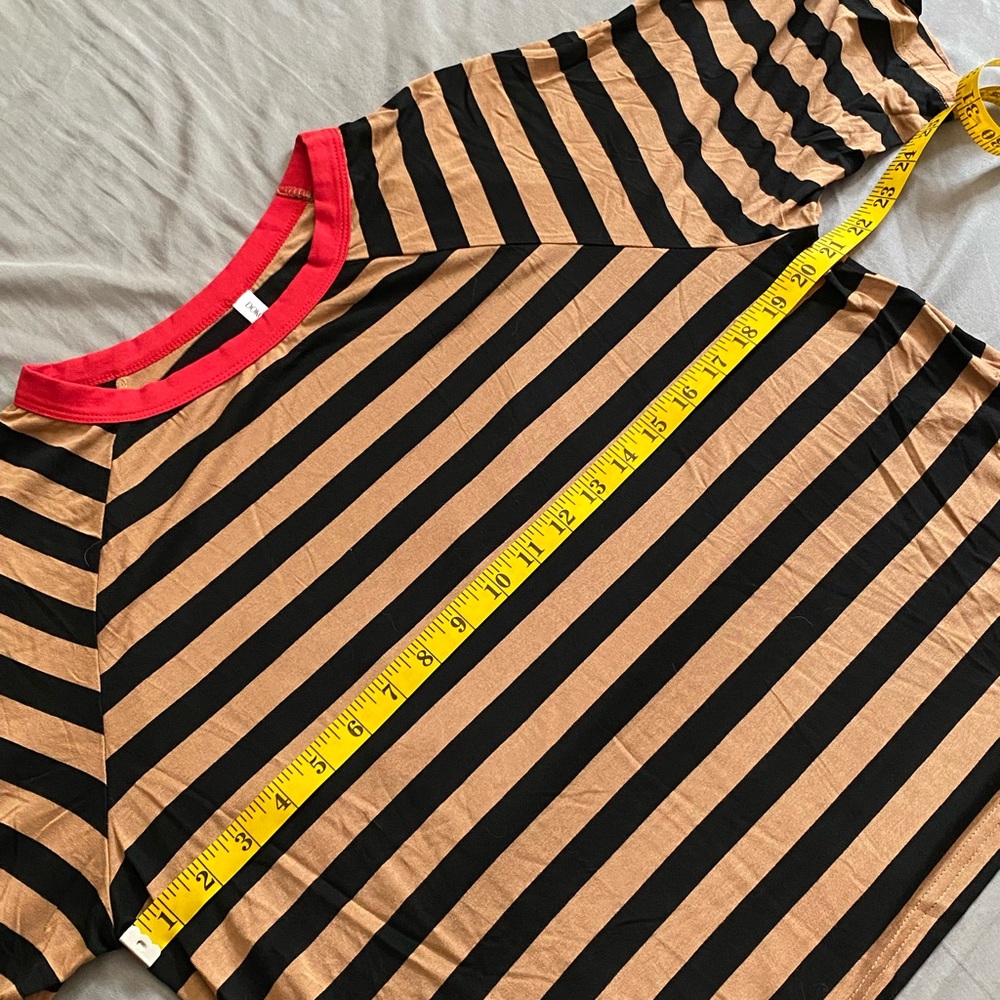 Striped Tee - Picture 5 of 6